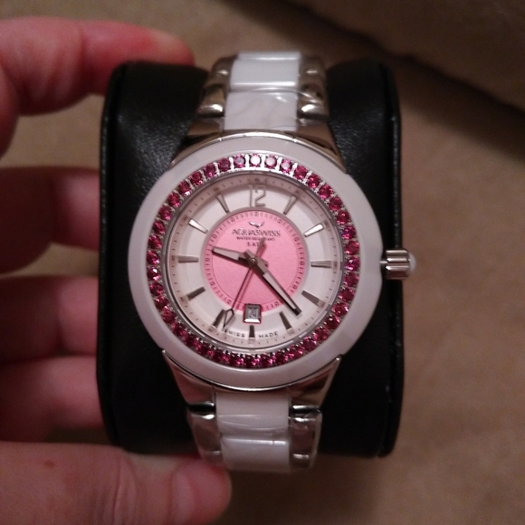 Ladies Aquaswiss Watch - Picture 6 of 7